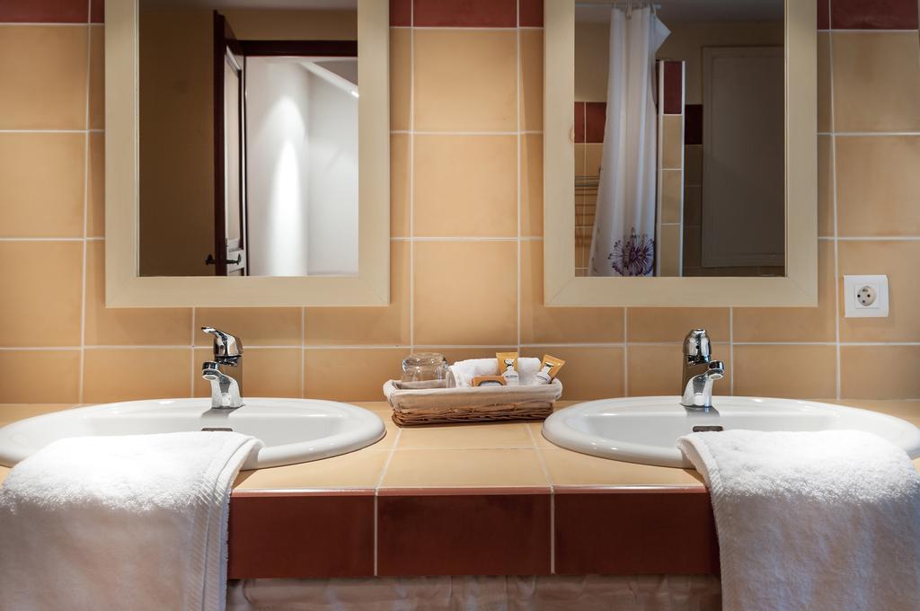 Le Clos Des Canebiers Grasse Phòng bức ảnh